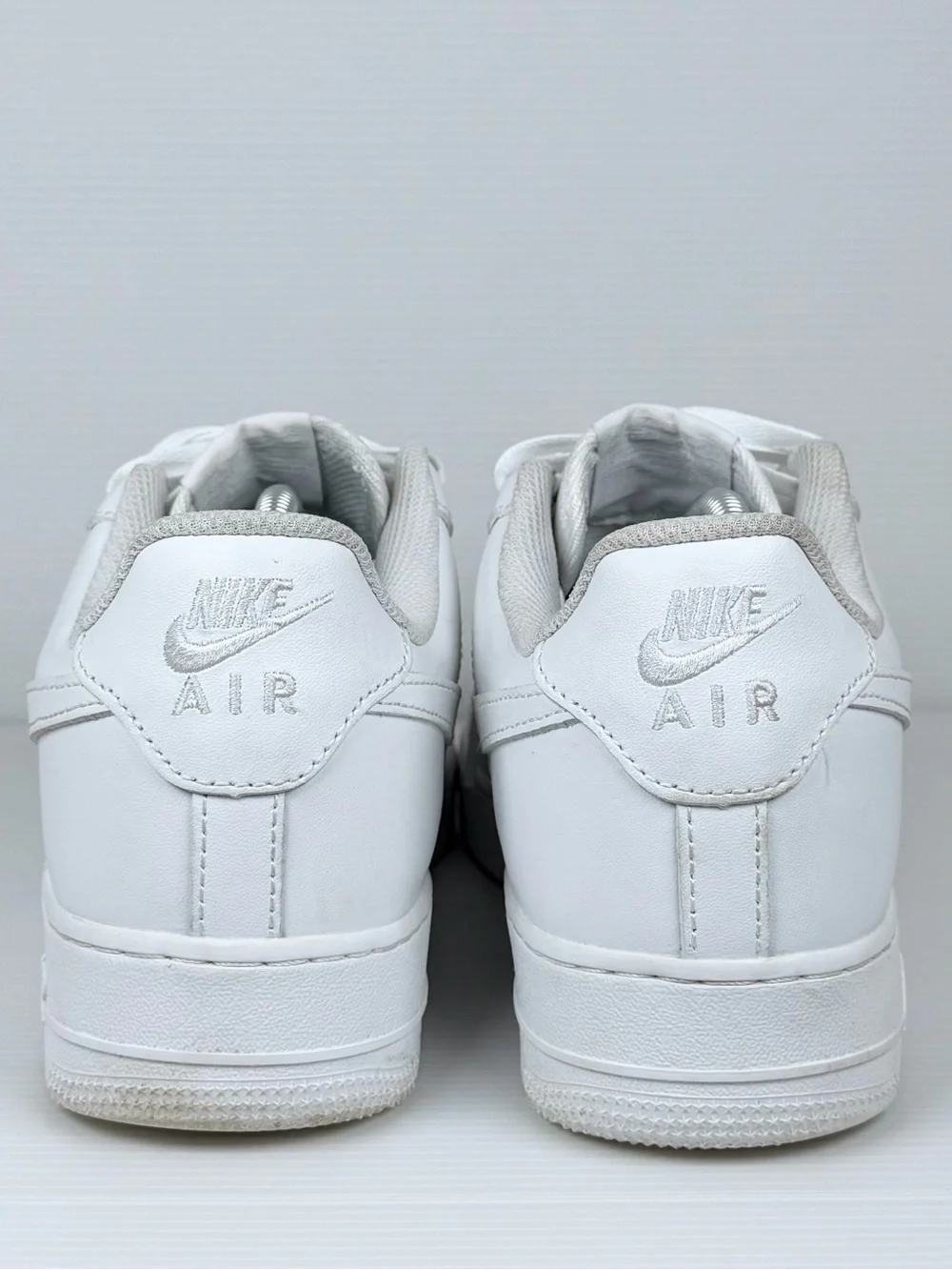 Nike Air Force 1 ‘07 Triple White Leather Sneakers Men’s 9.5 CW2288-111